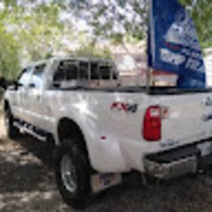 Meet your Posher, Robert